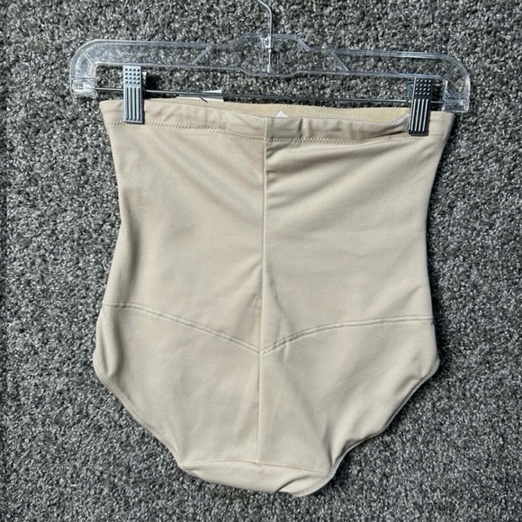Maidenform Shapewear Firm Control High Waist Brief SZ Medium NWT - Picture 3 of 11